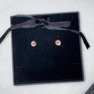 Daisy flower earring studs